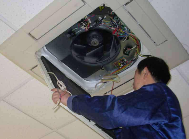 家用中央空调故障维修